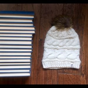 The North Face: Cable Knit Hat